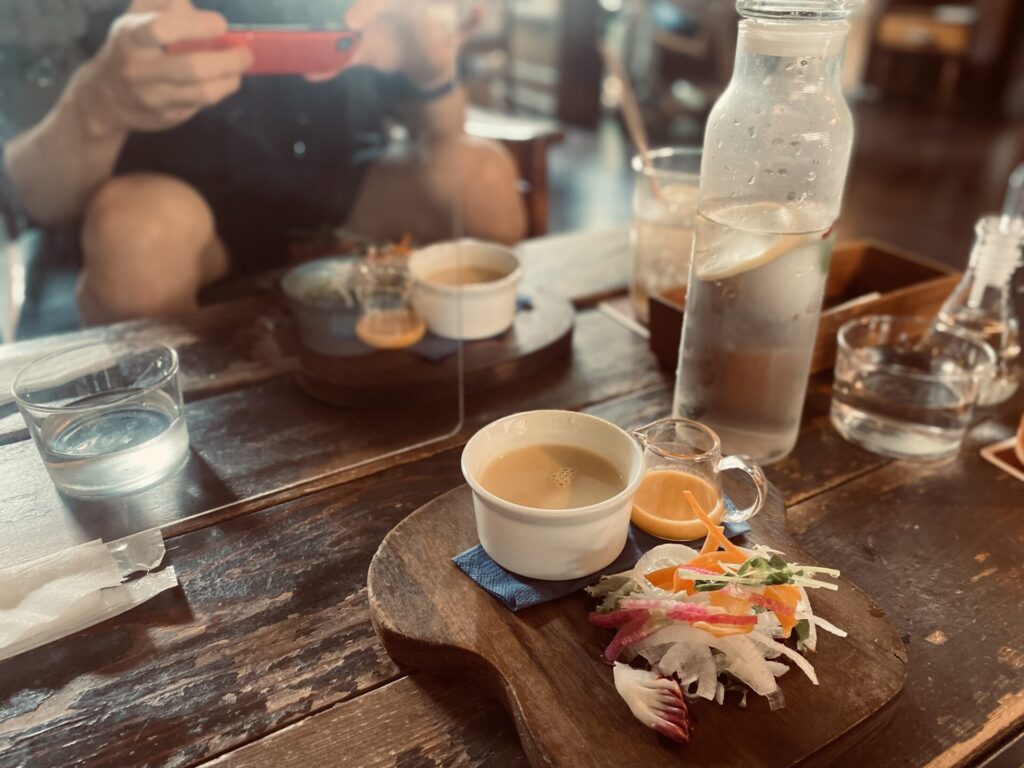 「NEU.CAFE（ノイカフェ）」のコーンスープ